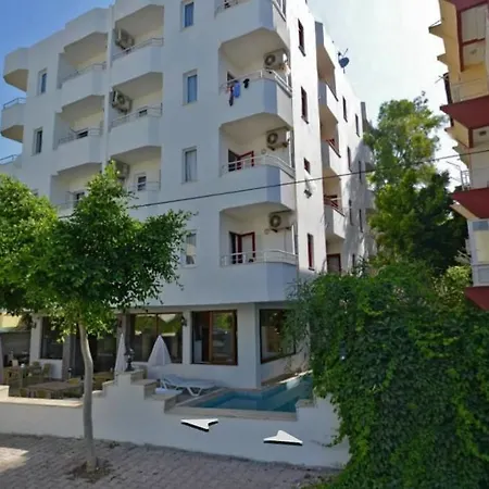 Lara Palace Hotel 3*